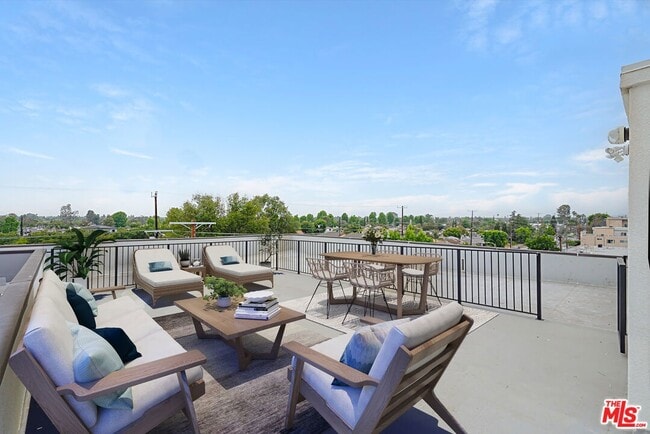 Photo - Whitsett Estates