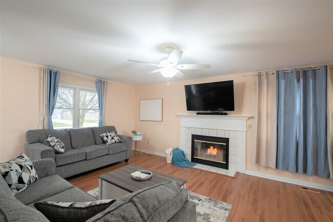 Photo - 3115 Wild Cherry Ridge W Unit ID1308966P