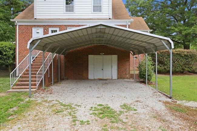 Photo - 1203 S Main St