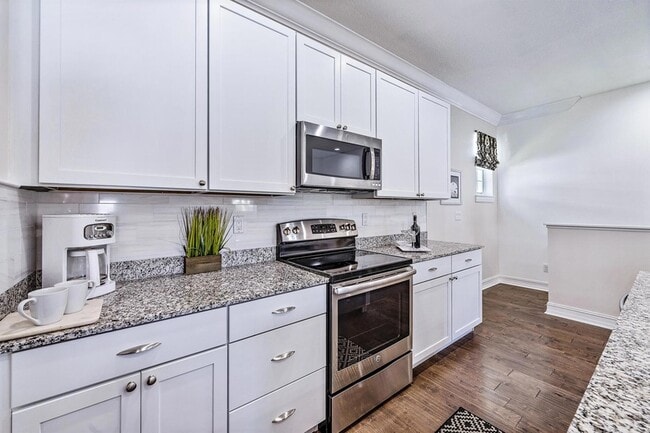 Photo - 148 Botanica Dr