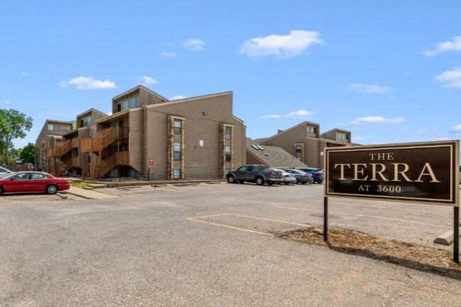 Building Photo - The Terra at 3600