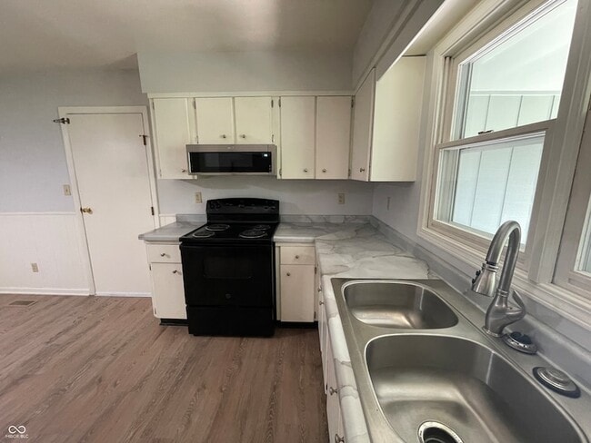 Photo - 1224 Richfield Ln