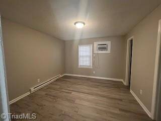 Photo - 1963 Lakeview Rd