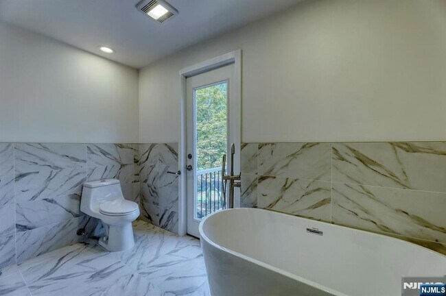 74 Buff Rd Rental Tenafly New - Image 