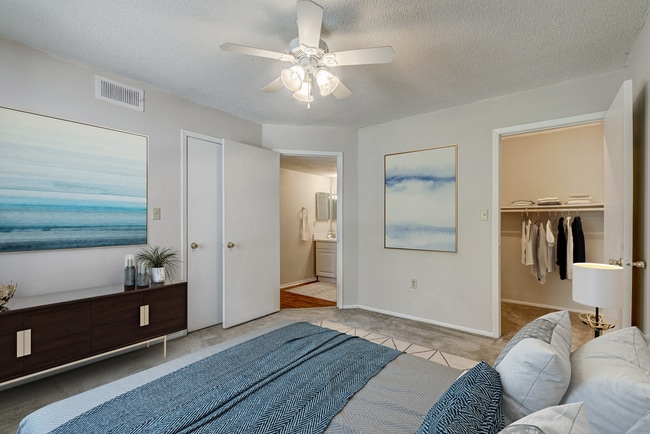 Photo - 2305 at Killearn