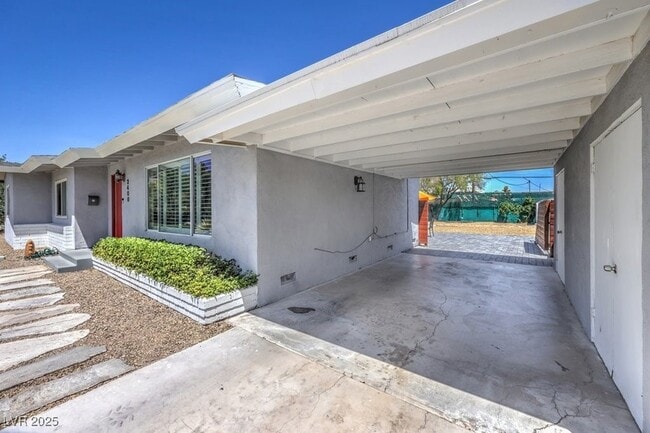 Photo - 2400 Sherman Pl