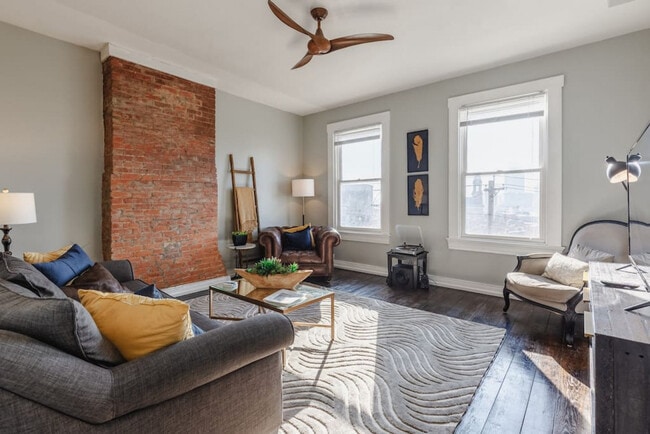 Building Photo - 1602 Mansfield St Unit ID1056028P