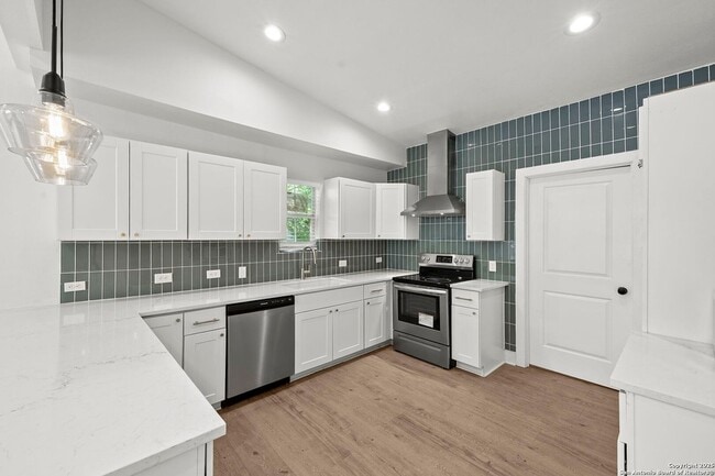 Photo - 725 Westfall Ave