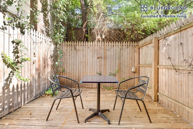 Photo - 515 W 47th St Unit FL1-ID2063