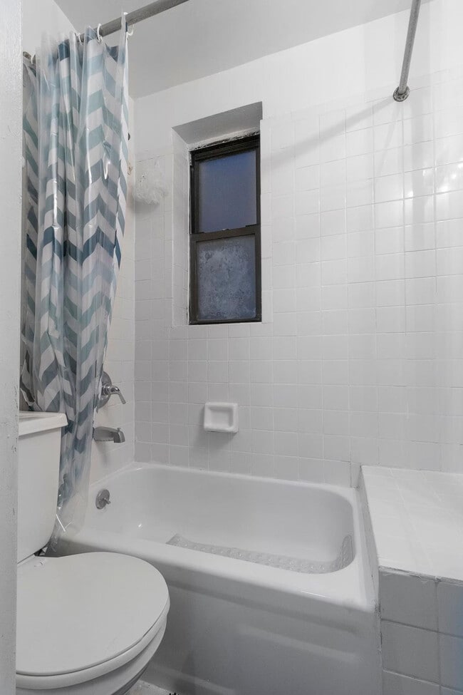 Photo - 155 E 92nd St Unit SI ID1032050P