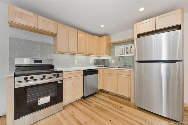 Photo - 132 A Raymond St