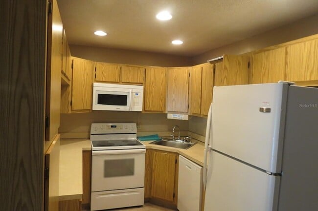 Photo - 1322 S Pine Ridge Cir Unit B2