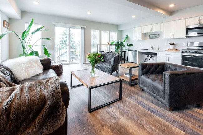 Building Photo - 624 E 32nd St Unit ID1296625P