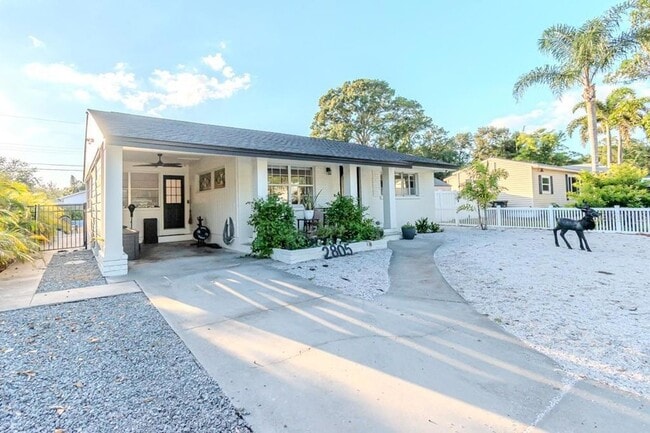 Photo - 2805 Tifton St S