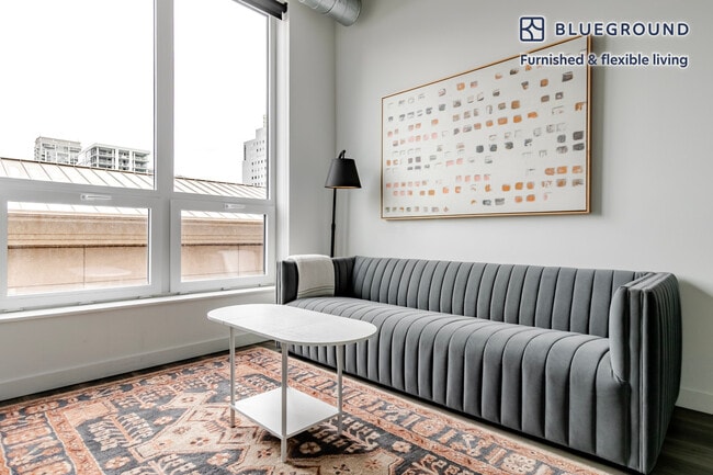 Building Photo - 61 W Erie St Unit FL3-ID1403