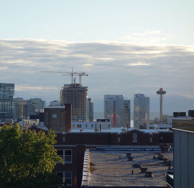 Photo - 1414 E Howell St Unit ID1035992P