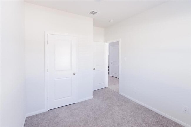 Photo - 245 Crystal Brook Dr