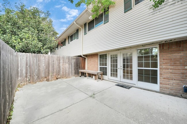 Photo - 832 Wax Myrtle Ln Unit 832