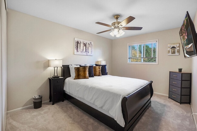 Photo - 2323 Woodview Ln Unit ID1285057P