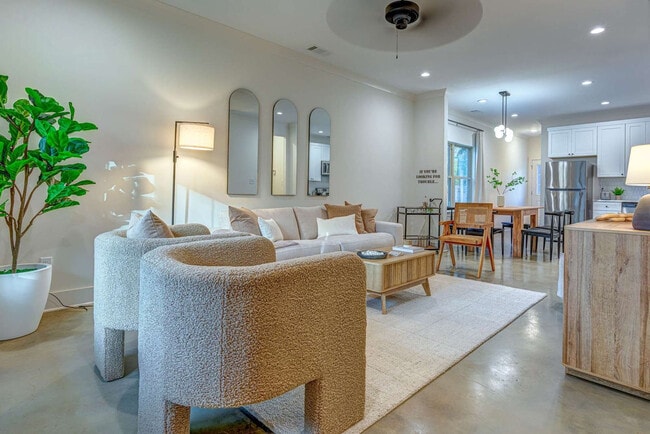 Photo - 668 Hawthorne St Unit ID1262271P