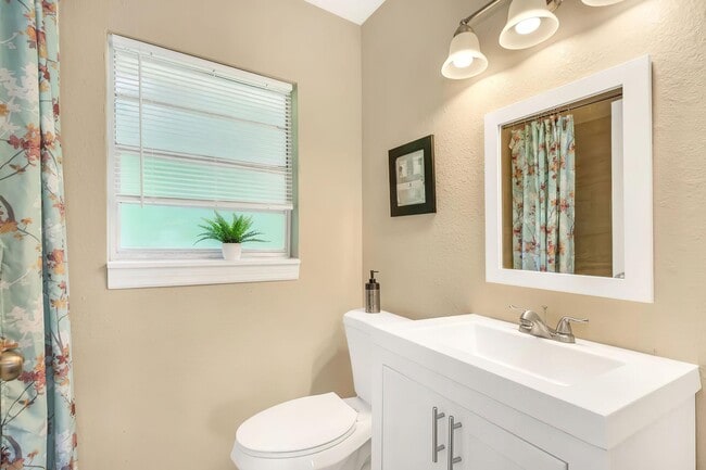 Photo - The Julep & Julep Flats