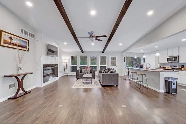 Photo - 3801 Kazak St Unit ID1323114P