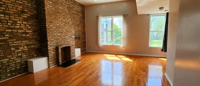 Photo - 4609 S Vincennes Ave