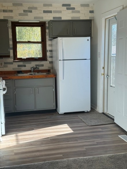 Photo - 26895 Bernice St