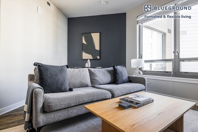 Photo - 624 N Glebe Rd Unit FL5-ID966