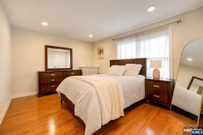Photo - 210 Hackensack St Unit A