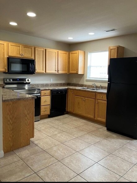 Photo - 1523 Rolling Rock Dr