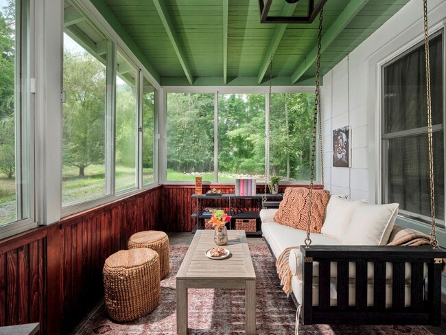 Building Photo - 3169 Spruce Cabin Rd Unit SI ID1380127P