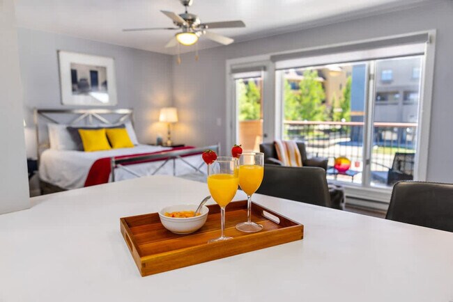 Photo - 600 CO-9 Unit ID1387673P