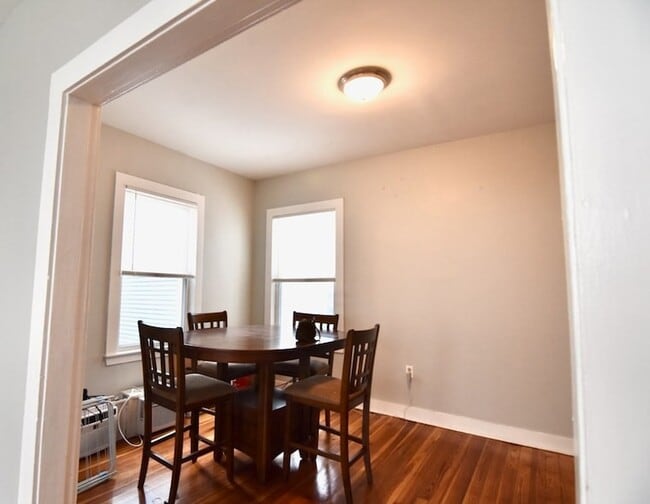 Photo - 2 Bay St Unit 2
