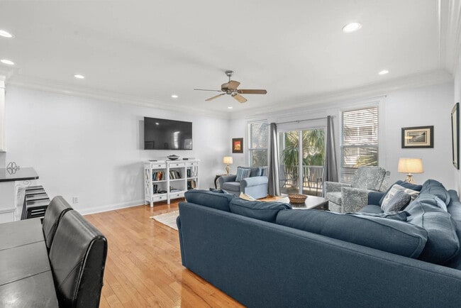 Photo - 115a 7th Ave S Unit ID1308940P