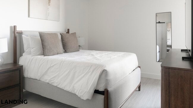 Photo - 1007 S Mint St Unit 706