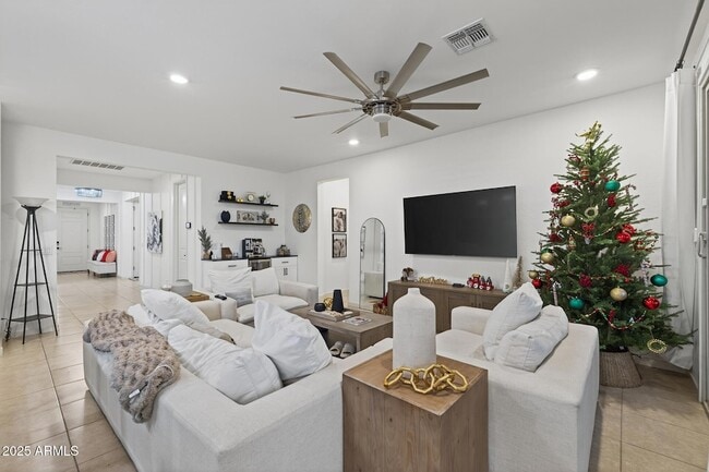 Photo - 36810 N Camarillo Dr