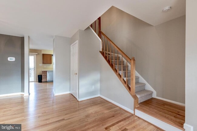 Photo - 1020 Smartts Ln NE