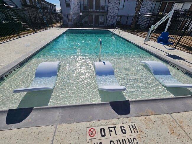 Newly Built Salt Water Pool - Sagewood Villas