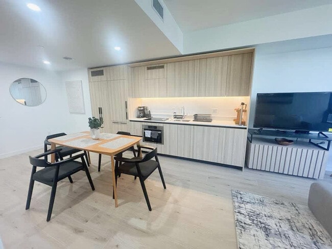 Photo - 225 N Miami Ave Unit ID1372965P