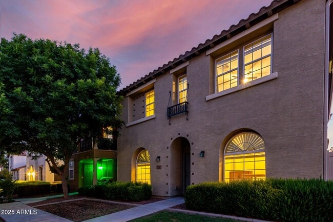 Photo - 955 S Henry Ln