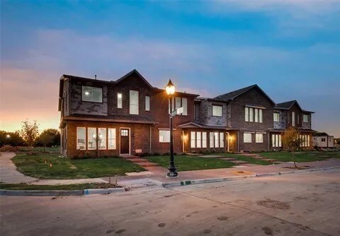 Photo - 5805 Rivendell Dr