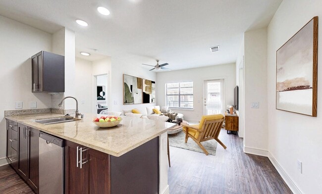 Building Photo - Savoye