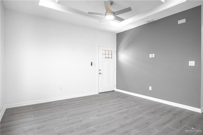 Photo - 608 N Onyx Ave Unit 2