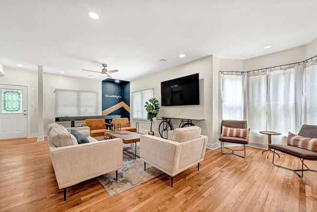 Photo - 426 S Washington St Unit SI ID1520937P