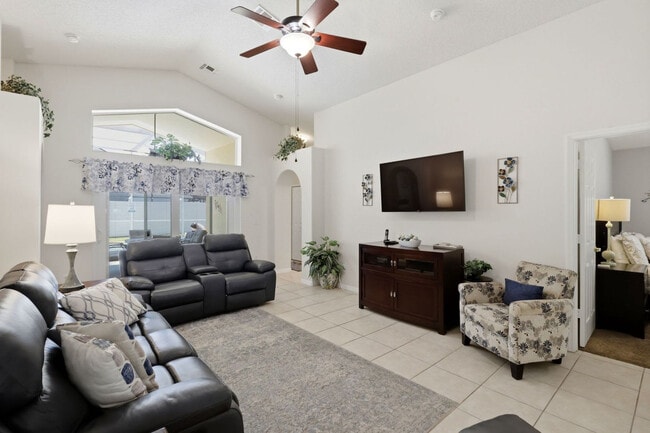 Building Photo - 8068 Santee Dr Unit SI ID1622410P
