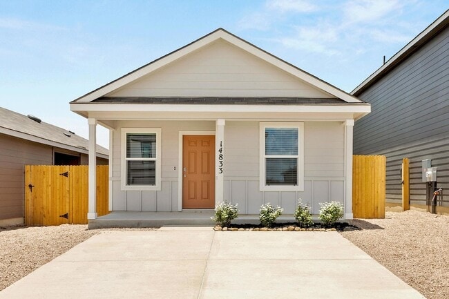 Building Photo - 14833 Cactus St