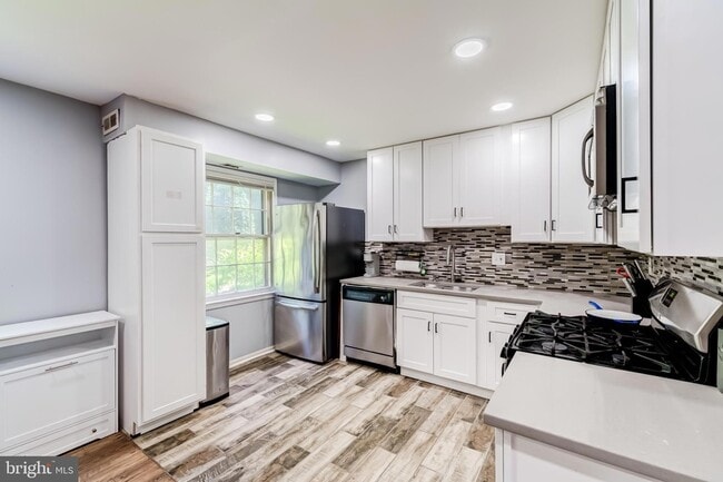 Photo - 6012 Westchester Park Dr Unit 101