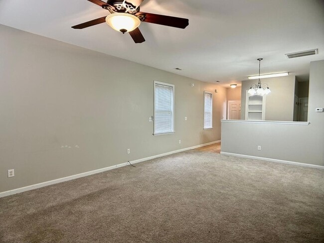 Photo - 157 Woodson Dr