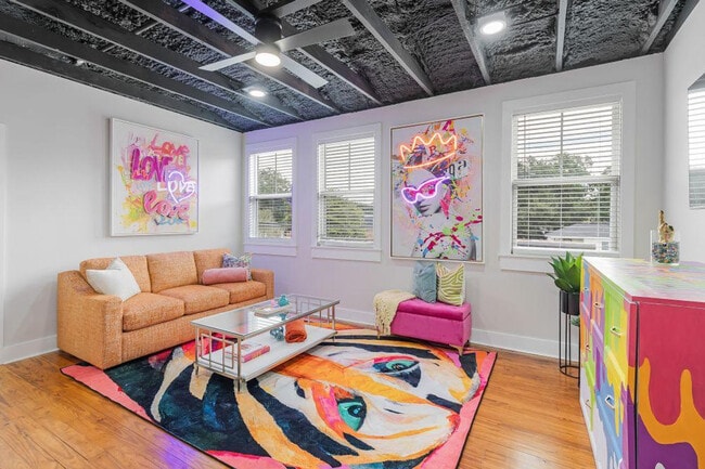 Building Photo - 156 Camellia St Unit ID1267000P